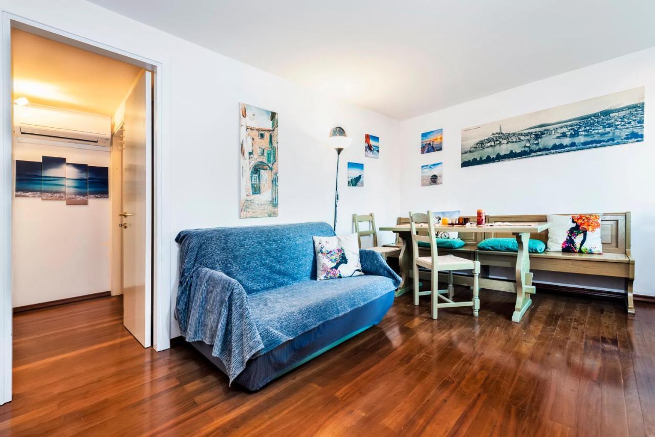 Havana - Apartment With Sea View Ровинь Экстерьер фото